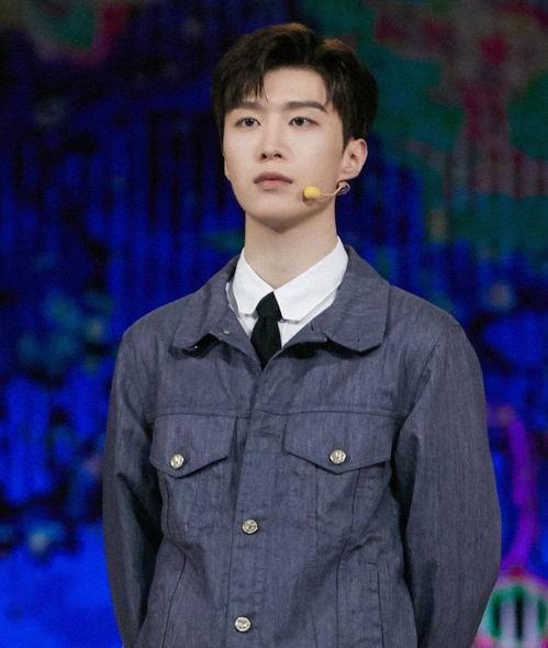 娱乐吃瓜演员范丞丞,娱乐圈的“吃瓜”新星,揭秘他的成长之路